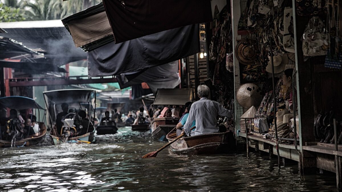 beyond the obvious in Bangkok